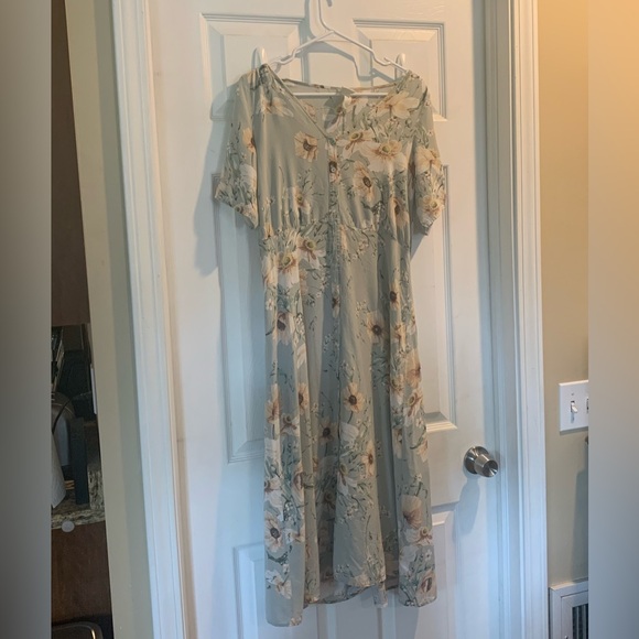 H&M Cream Embellished Maxi Dress - Picture 1 of 3